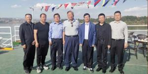中國黃河文化經(jīng)濟(jì)發(fā)展研究會何光暐會長一行赴我市考察交流，與文旅集團(tuán)達(dá)成戰(zhàn)略合作